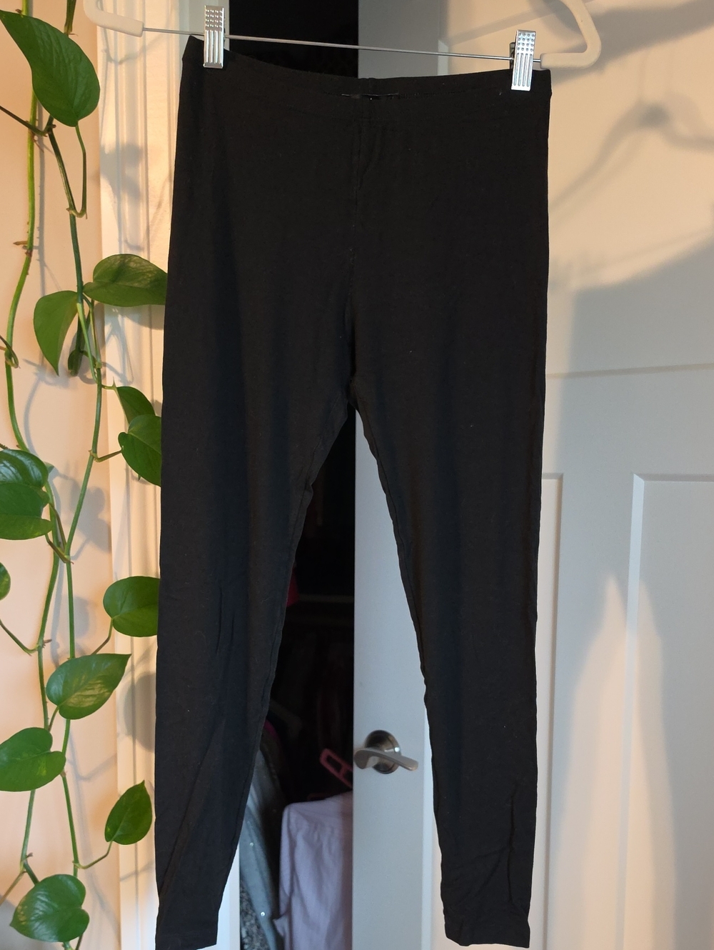 White House Black Market Black Stretch Leggings